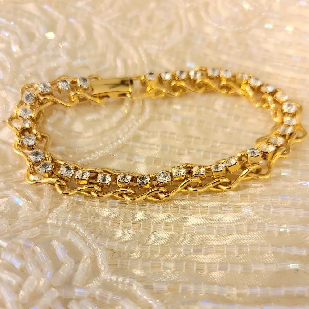 Goldtone & Crystal Clasp Bracelet